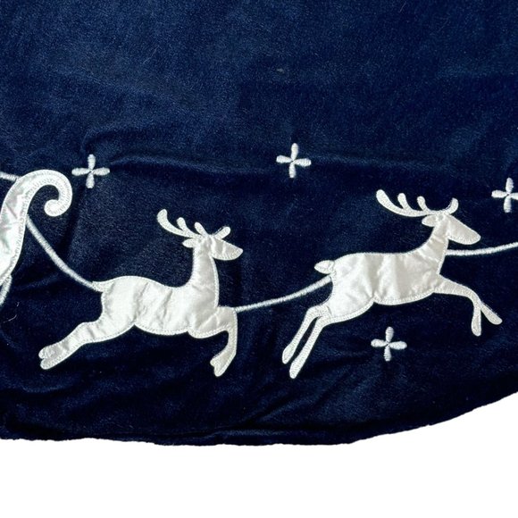 Christmas Midnight Blue White Trim Silhouette Santa Sleigh Reindeer Tree Skirt - Picture 4 of 12